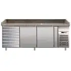 MESA REFRIGERADA PARA PREPARACIÓN DE PIZZA DE ACERO INOX AISI 304 - PARA CONTENEDORES PIZZAS cm 60x40 - VENTILADO - Mod. G-PZ2610TN - N. 2 PUERTAS REFRIGERADAS + 1 CAJONERAS NEUTRAS CON N. 7 CAJONES - TEMPERATURA +2°/+8°C - Medidas cm A 202,5 X F 80 X h 1