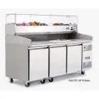 MESA REFRIGERADA PARA PREPARACIÓN DE PIZZA EN ACERO INOX - Mod. EPF3485GR/33 - CLASE ENERGÉTICA B - Con VITRINA DE INGREDIENTES GN 1/4 - PARA CAJAS DE PIZZA cm 60x40 - VENTILADO - N. 3 Puertas - Temperatura -2°/+8°C - Dim. cm. L 201 x P 80 x h 143,5 - CE
