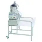 CORTADORA DE VERDURAS Y MOZZARELLAS CON SOPORTE - Mod. CL 55 TRAMOGGIA GUIDATA TRIF - 1 tolva de palanca - Capacidad de porciones de 100 a 1000 - 2 velocidades - Potencia W 1100 - Dimensiones cm L 70 x P 35,9 x 110h