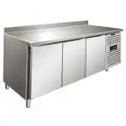 MESA REFRIGERADA CON PETO DE ACERO INOX AISI 304 - VENTILADO - Mod CXF3200BT - GASTRONORM 1/1 (cm 53 x 32,5) - N 3 PUERTAS - CAPACIDAD Lt 358 - TEMPERATURA -18°/-22°C - Dim cm L 179,5 x P 70 x h 96