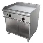 PLANCHA FRY TOP A GAS - MOD. G7NUQ2DCN - PLANCHA LISA - Armario abierto - N. 2 zonas de cocción - Potencia kW 12 - Medidas: cm A 80 x F 70 x H 85 - Homologación CE