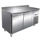 MESA REFRIGERADA CON PETO DE ACERO INOX AISI 304 - VENTILADO - Mod. G-GN2200BT - GASTRONORM 1/1 (cm 53 x 32,5) - N. 2 PUERTAS - CAPACIDAD BRUTA Lt 282 - TEMPERATURA -18º/-22ºC - Medidas cm. A 136 x  F 70 x h 96 - CE
