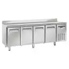 MESA REFRIGERADA CON PETO DE ACERO INOX - PARA SNACK - MOD. SF 4200 - N. 4 PUERTAS - VENTILADO - CAPACIDAD Lt. 485 - TEMPERATURA -22° / -18° C - DIM. cm L 225 x P 60 x H 95 - CE