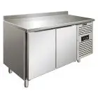 MESA REFRIGERADA CON PETO DE ACERO INOX AISI 304 - VENTILADO - Mod SNACK 2200 TNF - N 2 PUERTAS - CAPACIDAD Lt 260,3 - TEMPERATURA -2°/+8°C - Dim cm L 136 x P 60 x h 96