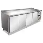 Mesa refrigerada modelo SNACK 4200 ATNF CON ALZATINA, temperatura -2°C / +8°C, capacidad bruta 11 Lt, dimensiones exteriores 2230 x 600 x 960 mm.