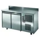 MESA REFRIGERADA CON PETO DE ACERO INOX AISI 304 - Mod. UG02M60AL - VENTILADAS - N. 2 PUERTAS - Temperatura 0°/+10°C - Medidas cm. L 146 x P 60 x h 95/102 - CE