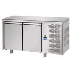 MESA REFRIGERADA DE ACERO INOX AISI 304 - PARA PASTELERÍAS - BANDEJA cm 60x40 - VENTILADO - Mod. UQ02M - N. 2 PUERTAS - Temperatura 0°/+10°C - Medidas cm. L 160 x P 80 x h 85/92 - CE
