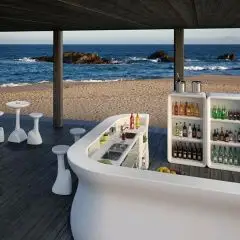 BARRA DE BAR PARA EXTERIOR - MOD. BARTOLOMEO - ESTRUCTURA EN POLIETILENO - PERMITE CREAR INFINITAS SOLUCIONES ESTRUCTURALES - SÓLIDA Y FÁCIL DE MOVER