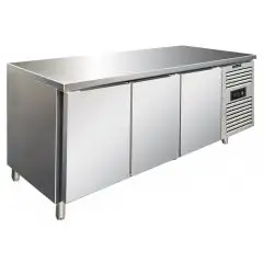 MESA REFRIGERADA DE ACERO INOX AISI 304 - VENTILADO - Mod CXF3100TN - GASTRONORM 1/1 (cm 53 x 32,5) - N 3 PUERTAS - CAPACIDAD Lt 358 - TEMPERATURA -2°/+8°C - Dim cm L 179,5 x P 70 x h 86