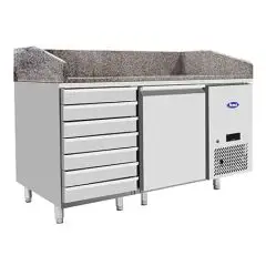 MESA REFRIGERADA PARA PREPARACIÓN DE PIZZA EN ACERO INOX - Mod. EPF3490GR - CLASE ENERGÉTICA A - PARA CAJAS DE PIZZA cm 60x40 - VENTILADO - N. 1 Puerta - N. 7 CAJONES NEUTROS cm 60x40 - Temperatura -2°/+8°C - Dim. cm. L 151 x P 80 x h 100/160 - CE