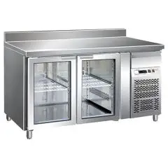 MESA REFRIGERADA CON PETO DE ACERO INOX AISI 304 - VENTILADO - Mod. G-GN2200TNG - GASTRONORM 1/1 (cm 53 x 32,5) - N. 2 PUERTAS DE CRISTAL - CAPACIDAD BRUTA Lt  282 - TEMPERATURA +2°/+8°C - Medidas cm. A 136 x F 70 x h 96 - CE