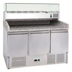 MESA REFRIGERADA PARA PREPARACIÓN DE PIZZA DE ACERO INOX AISI 201 - GASTRONORM 1/1 (cm 53 x 32,5) - ESTÁTICO - Mod. G-S903PZ33 FC - CON VITRINA PARA INGREDIENTES - 3 PUERTAS REFRIGERADAS - TEMPERATURA +2°/+8°C - Medidas cm. A 140 x F 70 x h 145,5 - CE