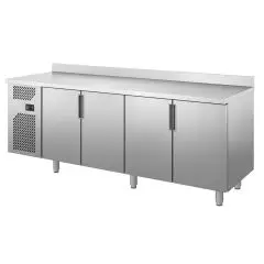 MESA REFRIGERADA CON PETO DE ACERO INOX AISI 304 - PASTELERÍA - Mod. LVTG7-742 - N. 4 PUERTAS - CAPACIDAD Lt. 715 - TEMPERATURA  0°/+8°C - Dimensiones cm L 242 x P 70 x H 93,5 - CE