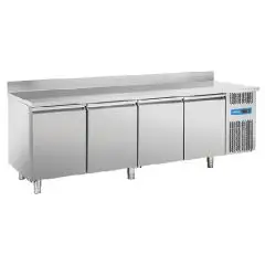 MESA REFRIGERADA CON PETO DE ACERO INOX - PARA PASTELERÍA - MOD. PA 4200 - N. 4 PUERTAS - VENTILADO - CAPACIDAD Lt. 750 - TEMPERATURA 0° / +8° C - DIM. Cm L 248 x P 80 x H 95 - CE