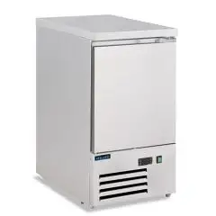 Mesa saladette refrigerada modelo SALADETTE SF 401, temperatura +2&deg;C / +8&deg;C, capacidad bruta 109 Lt, dimensiones exteriores 435 x 700 x 870 mm.