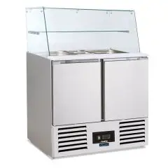 Mesa saladette refrigerada modelo SALADETTE SF 901 G, temperatura +2&deg;C / +8&deg;C, capacidad bruta 257 Lt, dimensiones exteriores 900 x 700 x 1340 mm.