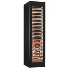 Vitrina refrigerada para vino con capacidad Lt 385 y temperatura de +2 a +20 °C Klimaitalia UY 112 1VD