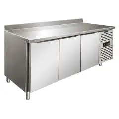 MESA REFRIGERADA CON PETO DE ACERO INOX AISI 304 - VENTILADO - Mod SNACK 3200 BTF - N 3 PUERTAS - CAPACIDAD Lt 386 - TEMPERATURA -18°/-22°C - Dim cm L 179,5 x P 60 x h 96