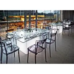 MESA - MOD. SQUARE - PARA USO INTERIOR/EXTERIOR - ESTRUCTURA EN POLIETILENE - HOMOLOGACIÓN CE