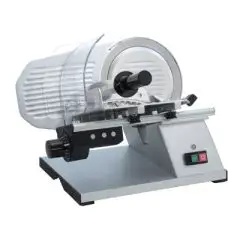 CORTAFIAMBRES DE GRAVEDAD  mod. TOP 220 - Homologación CE - RoHS - Cuchilla Ø 220 de acero cromado antiadherente con ranuras especiales - Corte útil mm L 190 x P 150  - Afilador incluido