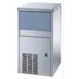 FABRICADOR DE HIELO EN CUBITOS LLENOS con SISTEMA SPRAY - Cod. TM60 - Tipo de cubito S/M/L/E - Cubitos de gr. 14/17/32/41 - PRODUCCIÓN hasta kg 32/24 h - Medidas cm  L 38,7 x P 46,5 x H 68,7 - Norma CE