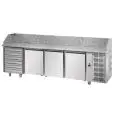 MESA REFRIGERADA PARA PREPARACIÓN DE PIZZA DE ACERO INOX AISI 304 - Mod. QA04MC6 - PARA CONTENEDORES DE PIZZA cm 60x40 - VENTILADO - N. 3 PUERTAS - N. 6 CAJONES NEUTROS cm 60x40 -Temperatura 0°/+10°C - Medidas cm. L 271 x P 80 x h 103/110 - CE