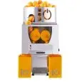 EXPRIMIDORA DE ACERO INOX - Mod. F 50 A - ALIMENTADOR AUTOMÁTICA - CAPACIDAD 20/25 frutas por minuto - VOLUMEN FRUTA máx. Ø mm 80 - MONOFÁSICA - CE