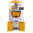 EXPRIMIDORA DE ACERO INOX - Mod. F 50 AC - ALIMENTADOR AUTOMÁTICA - CONTADOR DIGITAL DE NARANJAS - CAPACIDAD 20/25 frutas por minuto - VOLUMEN FRUTA máx. Ø mm 80 - MONOFÁSICA - CE