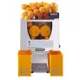 EXPRIMIDORA DE ACERO INOX - Mod. F 50 C - ALIMENTADOR MANUAL - CONTADOR DIGITAL DE NARANJAS - CAPACIDAD 20/25 frutas por minuto - VOLUMEN FRUTA máx. Ø mm 85 - MONOFÁSICA - CE