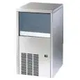 FABRICADOR DE HIELO EN CUBITOS HUECOS - SISTEMA DE PALETAS - Cod. LGU54 - Tipo de cubito gr 20 - PRODUCCIÓN hasta kg 20/24 h - Medidas cm L 38,5 x P 46,8 x H 60,7 - Norma CE
