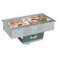 EXPOSITOR REFRIGERADO EMPOTRABLE PARA PESCADO - MOD. ARMONIA FISHING - ENFRIAMIENTO CON PRODUCCIÓN DE HIELO INCORPORADA - Alimentación monofásica V 230/1/50 Hz - GAS REFRIGERANTE R452a - CUBA DE ACERO INOX AISI 316 RESISTENTE CONTRA LA CORROSIÓN SALINA - 