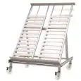 Expositor inclinado con EXTENSIÓN superior regulable - Para Fruta y Verdura - Mod. KING XP10A - Capacidad: n. 8+2 cajas - Estructura en aleación de aluminio anodizado - Inclinación regulable - Con ruedas (nº 2 con bloqueo de pedal)