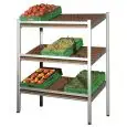 Estantería expositora mural con baldas inclinadas - Para Fruta y Verdura - Mod. QUADS POLY - N. 3 o 4 estantes inclinados de polipropileno - Estructura en aleación de aluminio anodizado - Pies regulables