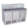 MESAS REFRIGERADAS PARA PREPARACIÓN DE PIZZA Y ENSALADAS - Mod. ESL3864GR - ESTÁTICA - GASTRONORM 1/1 (cm 53x32,5) - ENCIMERA DE GRANITO - CRISTAL PROTECTOR PARA N. 7 CUBETAS GN 1/3 (cm 32,5x17,6) - N. 3 Puertas Refrigeradas - Temperatura -2°/+8°C - Dim. 