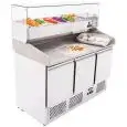 MESA REFRIGERADA PARA PREPARACIÓN DE PIZZA Y ENSALADAS DE ACERO INOX - GASTRONORM 1/1(cm 53 x 32,5) - VENTILADO - Mod. ESL3852GR/38 - CLASE ENERGÉTICA A - Con VITRINA DE INGREDIENTES GN 1/3 - N. 3 Puertas Refrigeradas - TEMPERATURA -2°/+8°C - Dimensiones 