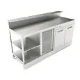 BAJO MOSTRADOR BAR REFRIGERADO - SEMIACABADO - MOD. BBR20CB2V - Alimentación monofásica V230/50hz - Con predisposición para la BARRA - Encimera INCLINADA - CON UNIDAD CONDENSADORA INCORPORADA - Medidas cm L 200 x P 70 x h 113,1