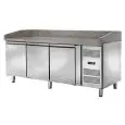 MESA REFRIGERADA PARA PREPARACIÓN DE PIZZA EN ACERO INOX - Para Contenedores o Cajas de PIZZA cm 60 x 40 x 7 H - VENTILADO - Mod. CM3602TN - N. 3 Puertas Refrigeradas - TEMPERATURA -2°/+8°C - Medidas cm. L 202 x P 80 x h 105 - CE