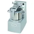 BLIXER, CUTTER HOMOGENEIZADOR DE SOBREMESA - Mod. BLIXER 10 V.V. - Capacidad de la Cuba de acero inox lt 10 - Capacidad de porciones: de 10 a 33 (porciones de 200 gr) - Con variador dy Velocidad - Potencia W 2600 - Dimensiones cm L 31,5 x P 54,5 x 68h