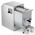 MÁQUINA PARA PASTA FRESCA - MOD. PASTA 5 - PRODUCCIÓN HORARIA Kg/h 8,4 - POTENCIA W 750/1 hp - ALIMENTACIÓN MONOFÁSICA 230V/1/50Hz - CE