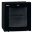 Expositor refrigerado de sobremesa para bebidas modelo CL 46 FL BLACK, capacidad 48 L, temperatura +2/+10 °C, color negro.