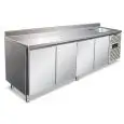 Mesa refrigerada modelo CLV 4200 TN CON ALZATINA, temperatura -2°C / +8°C, capacidad bruta 740 Lt, dimensiones exteriores 2500 x 700 x 960 mm.