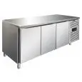 MESA REFRIGERADA DE ACERO INOX AISI 304 - VENTILADO - Mod CXF3100TN - GASTRONORM 1/1 (cm 53 x 32,5) - N 3 PUERTAS - CAPACIDAD Lt 358 - TEMPERATURA -2°/+8°C - Dim cm L 179,5 x P 70 x h 86