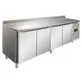 MESA REFRIGERADA CON PETO DE ACERO INOX AISI 304 - VENTILADO - Mod CXF4200TN - GASTRONORM 1/1 (cm 53 x 32,5) - N 4 PUERTAS - CAPACIDAD Lt 476 - TEMPERATURA -2°/+8°C - Dim cm L 223 x P 70 x h 96