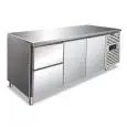 Mesa refrigerada modelo CXF 3110 TN, temperatura -2°C / +2°C, capacidad bruta 358 Lt, dimensiones exteriores 1795 x 700 x 860 mm.