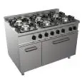 COCINA A GAS 6 FUEGOS - MOD. G7NURG8FH6O - Horno estático eléctrico GN 2/1 cm A 68,5 x F 53 x 35 H - Armario neutro con puerta - Potencia gas kW 27 - Medidas: cm A 120 x F 70 x H 85 - Homologación CE