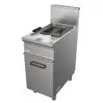 FREIDORA A GAS - LÍNEA EASY - MOD. G7JUM2V8 - N. 2 cubas Lt. 8 + 8 de aceite - Potencia kW 11,6 - Medidas: cm A 40 x F 70 x H 85 - Homologación CE
