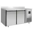 MESA REFRIGERADA CON PETO DE ACERO INOX - VENTILADO - Mod. FQG4533GRA - Gastronorm 1/1 (cm 53 x 32,5) - N. 2 Puertas - Capacidad Lt 280 - TEMPERATURA 0°/+8°C - Dim. cm. L 136 x P 70 x h 95 - CE