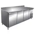 MESA REFRIGERADA CON PETO DE ACERO INOX AISI 304 - VENTILADO - Mod. G-GN3200TN - GASTRONORM 1/1 (cm 53 x 32,5) - 3 PUERTAS - CAPACIDAD BRUTA Lt 417 - TEMPERATURA -2°/+8°C - Medidas cm. A 179,5 x F 70 x h 96 - CE