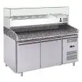 MESA REFRIGERADA PARA PREPARACIÓN DE PIZZA DE ACERO INOX AISI 201 - CON VITRINA para INGREDIENTES - PARA CONTENEDORES DE PIZZAS 60 X 40 - VENTILADO - Mod. G-PZ2600TN33 FC - 2 PUERTAS REFRIGERADAS - TEMPERATURA -2°/+8°C - Medidas cm. A 151 x F 80 x h 143,5
