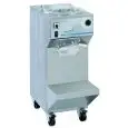 MANTECADORA VERTICAL PARA HELADOS - MOD. MANT GI3 - CONDENSACIÓN por AIRE/AGUA - CAPACIDAD Kg 5/6,5 - PRODUCCIÓN HORARIA Kg 30 - ALIMENTACIÓN V 400/50Hz TRIFÁSICA - POTENCIA Kw 3,5 - MEDIDAS Cm A 40,5 x F 79 x h 108 - Homologación CE